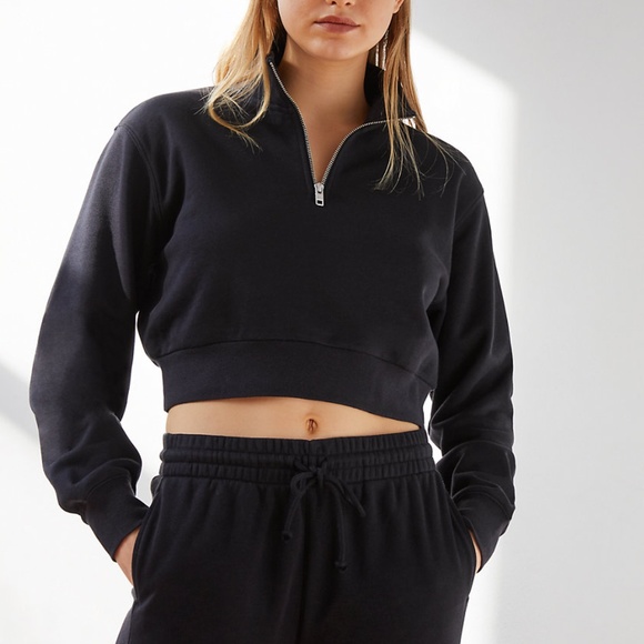 Aritzia Tna Airy Fleece Boyfriend 1/4 Zip Cropped Sweatshirt XS - Picture 2 of 10